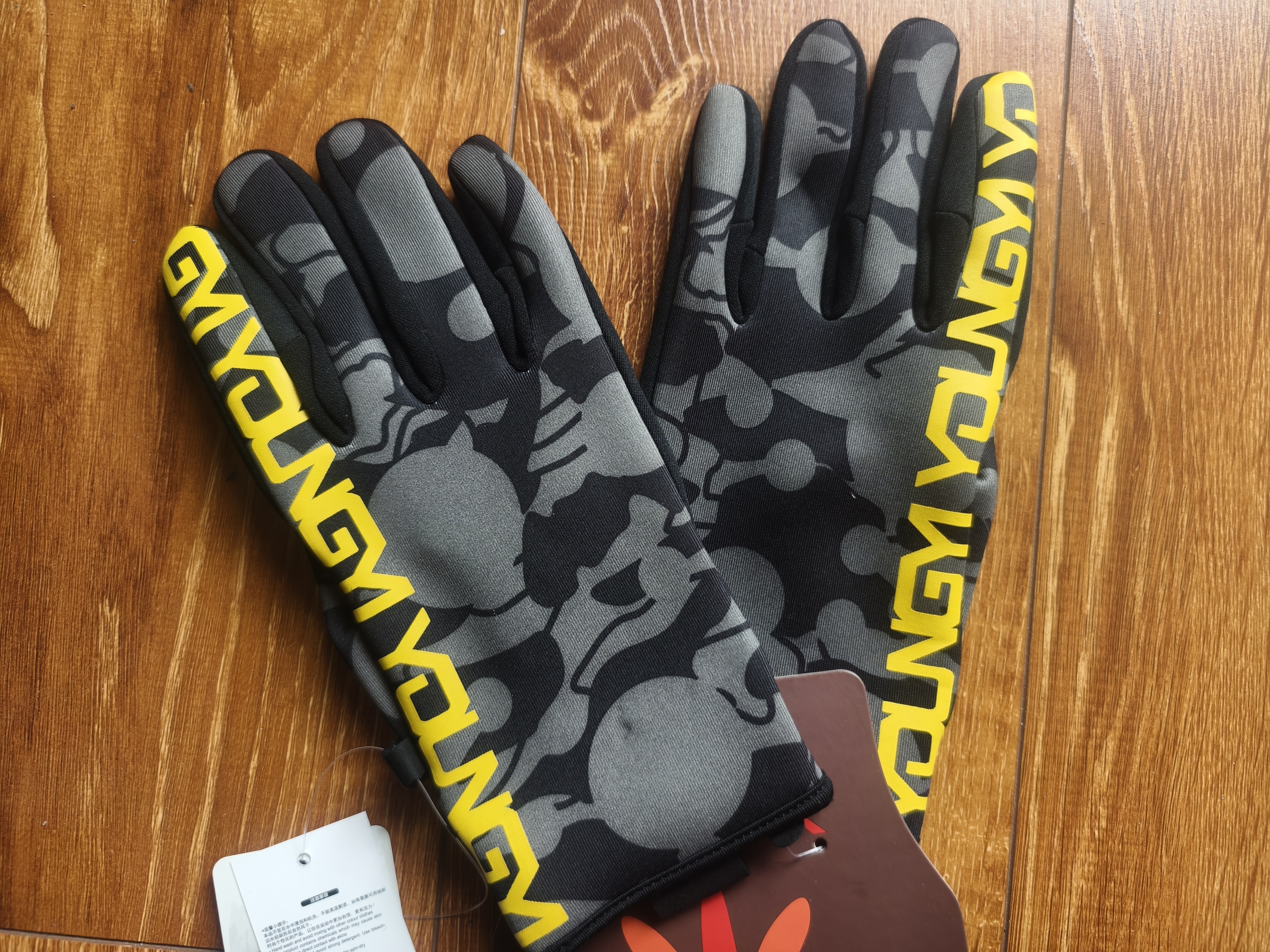 女士户外跑步手套潜水