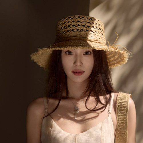 谷兜空间镂空帽顶毛边设计女