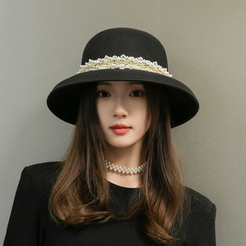 ，设计独特，重手工珍珠水珠点缀