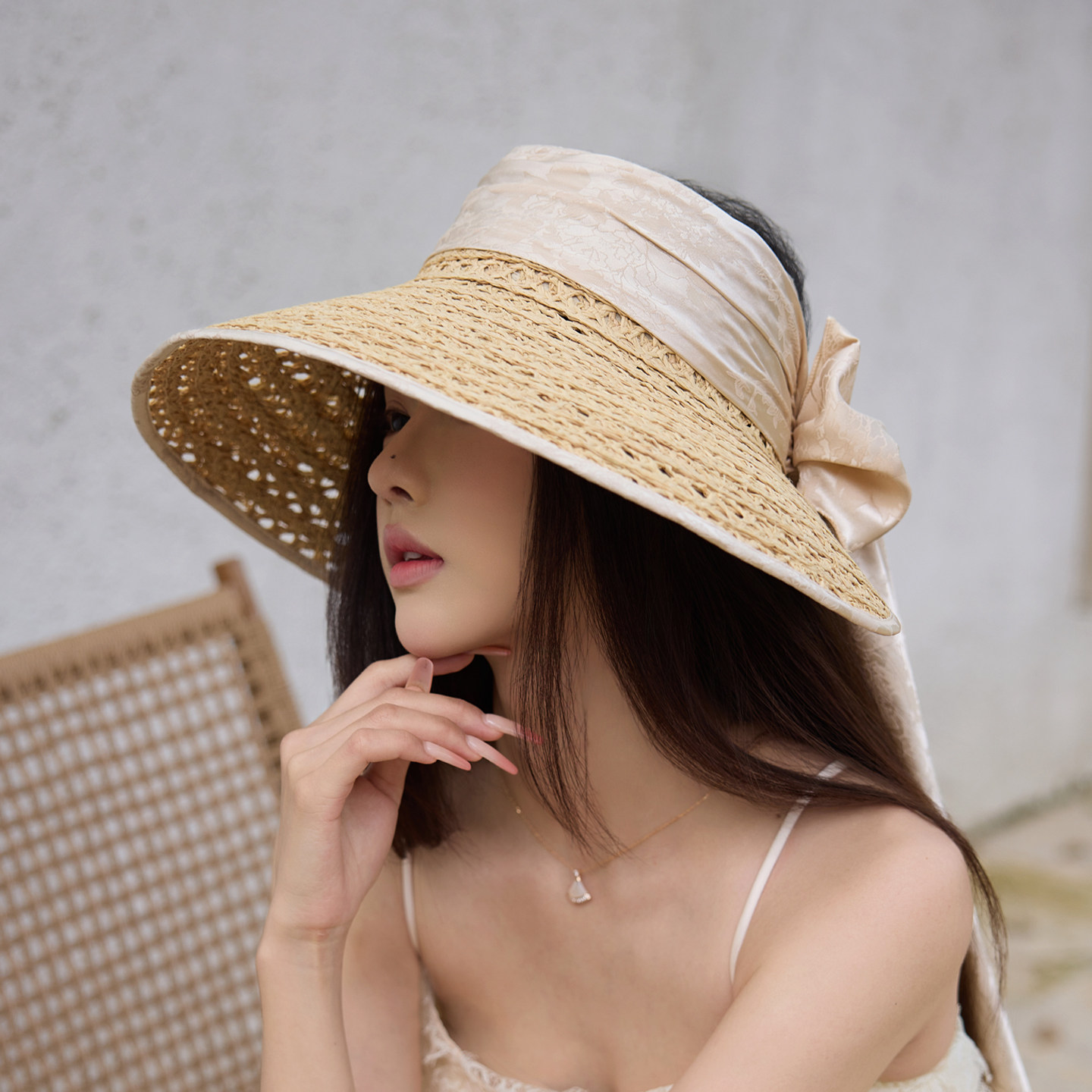 谷兜空间空顶帽蝴蝶结出游遮阳女