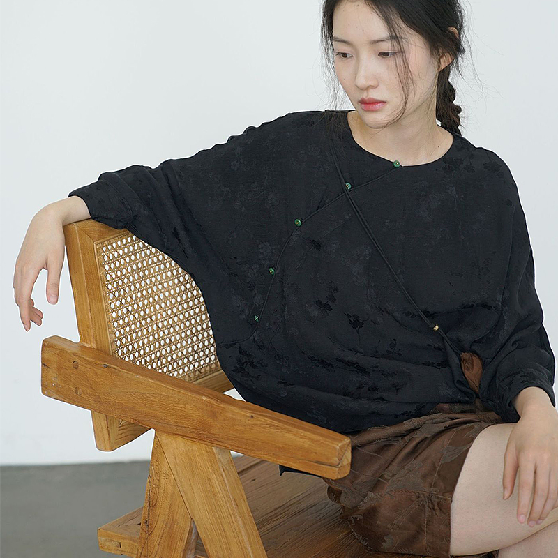 宽松中式单排扣长袖人丝提花