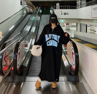 现韩国原版春秋季女棉字母连帽连衣裙慵懒拉链过膝长裙黑色卫衣裙