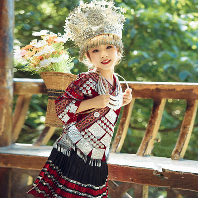 苗族女童服装红色盛装儿童演出服学生苗寨大理旅拍摄影服装小公主