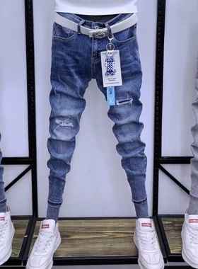 牛仔裤男韩版修身弹力显瘦休闲潮流破洞小脚裤精神小伙痞帅裤子潮