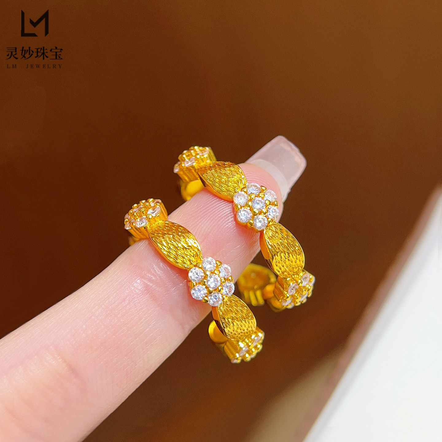 女沙点钻拉丝花朵戒指缎带食指戒