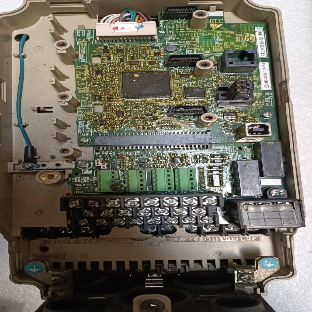 安川H1000变频器主板ETC740560-S9110-B(念奴配件）