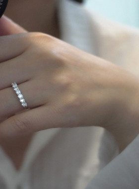 925银经典排钻戒指环闪闪