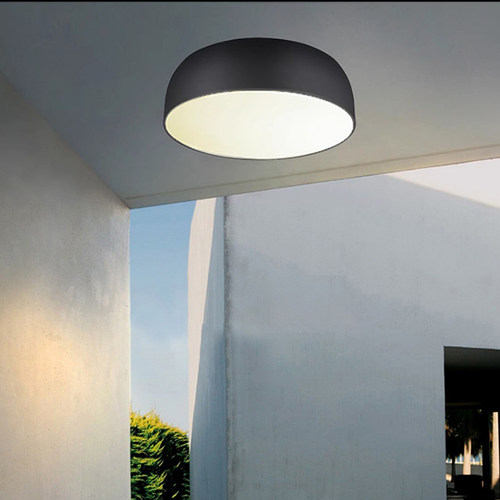 TRIO钢琴烤漆客厅baron吸顶灯