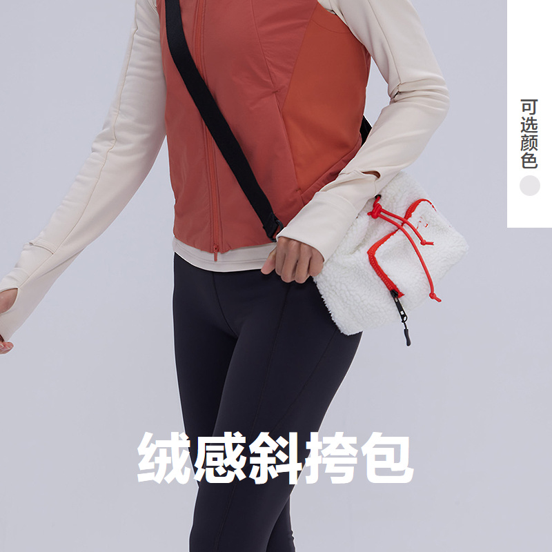 新品户外休闲绒感水桶斜挎单肩包