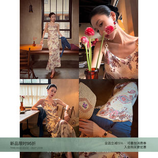 鹭青一【仙踪3.23 20:00 新品】复古印花光泽垂感半裙吊带连衣裙