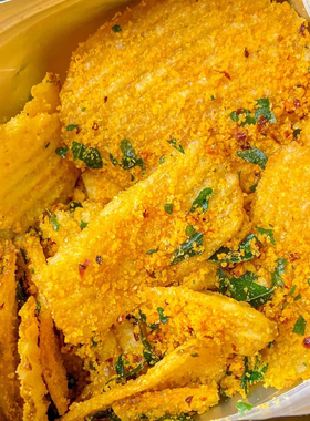 炒鸡推荐！新加坡伴手礼奶油咸蛋黄薯片九层塔脆片追剧零食咸蛋料