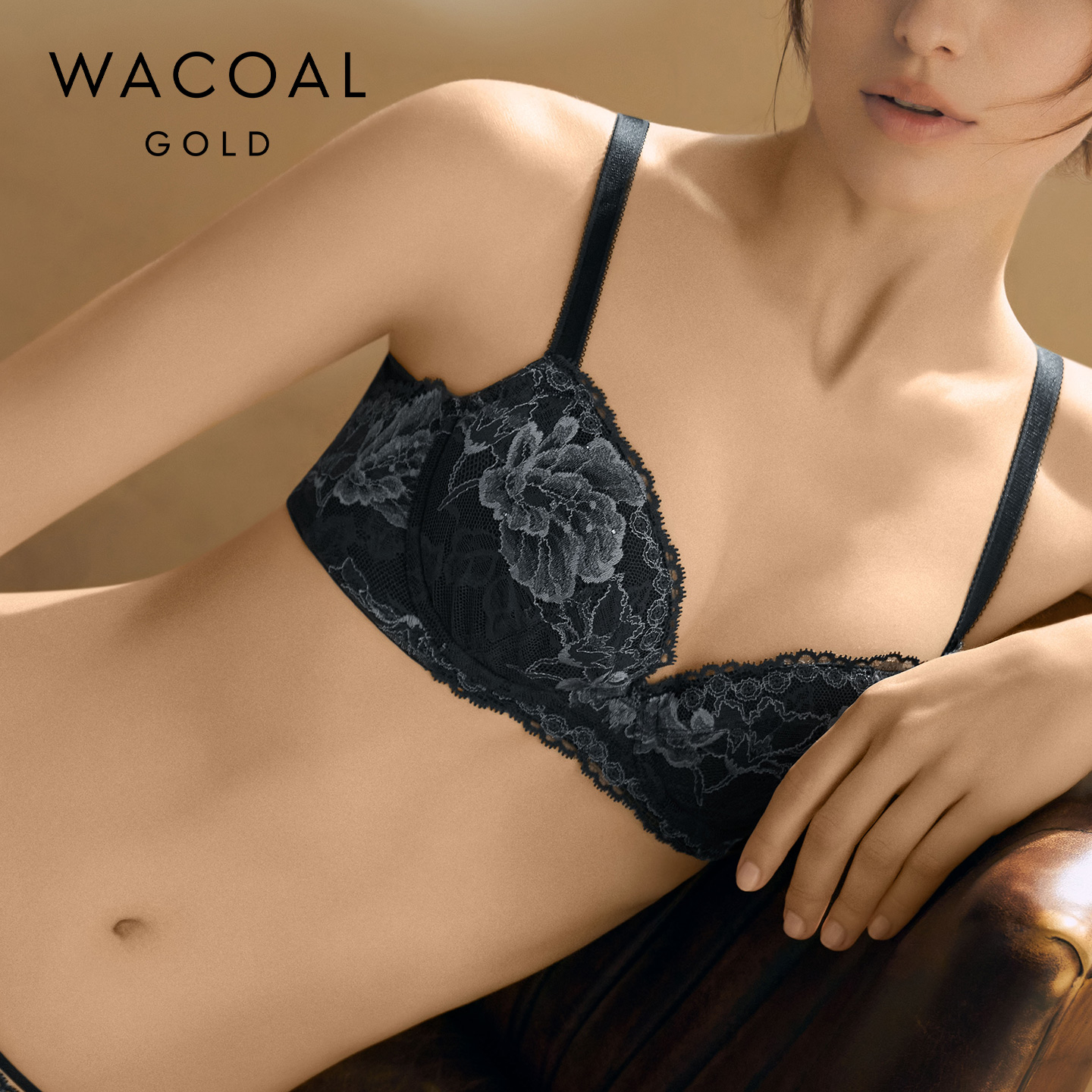 华歌尔金标舒适聚拢软钢圈文胸女