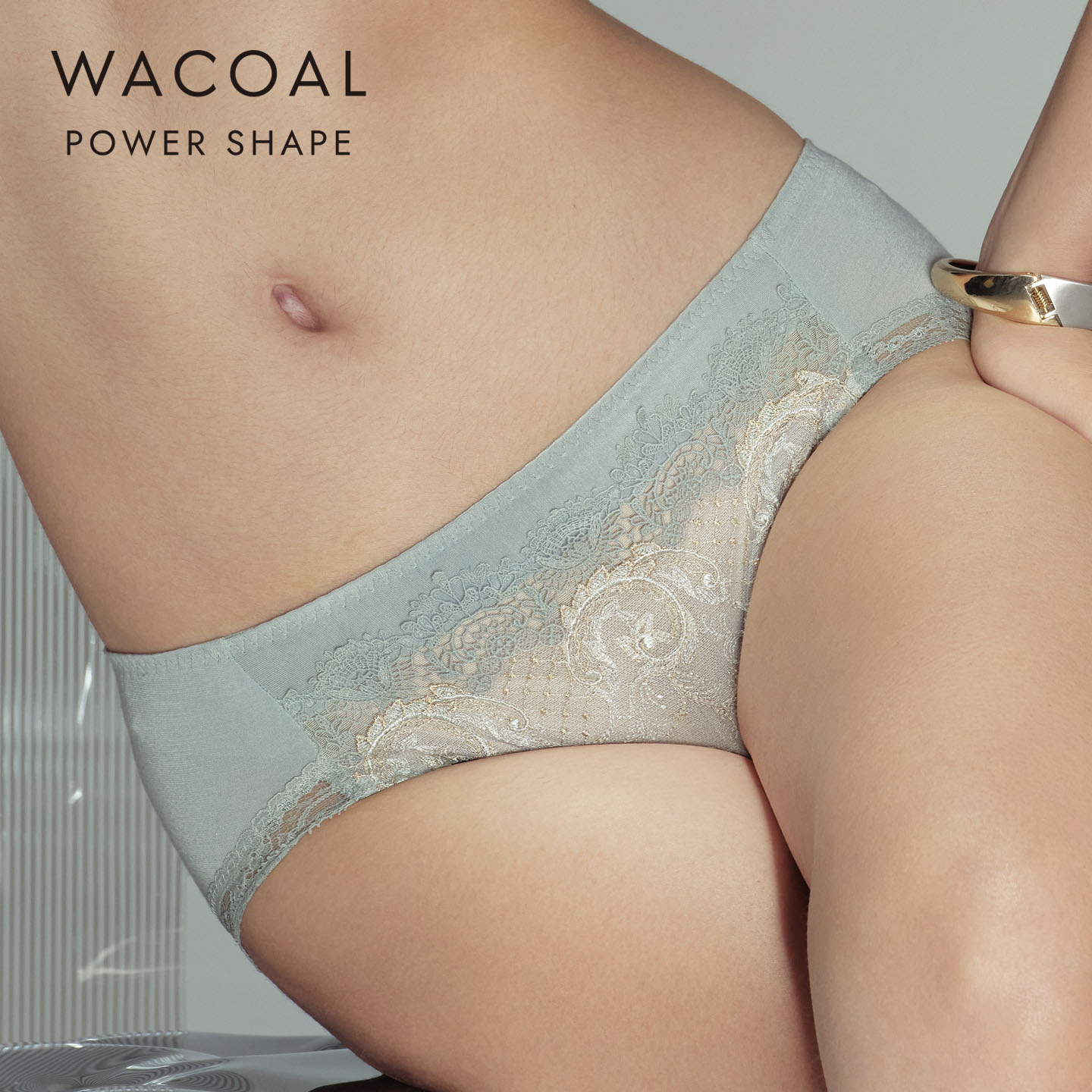 华歌尔刺绣蕾丝中腰三角裤内裤女