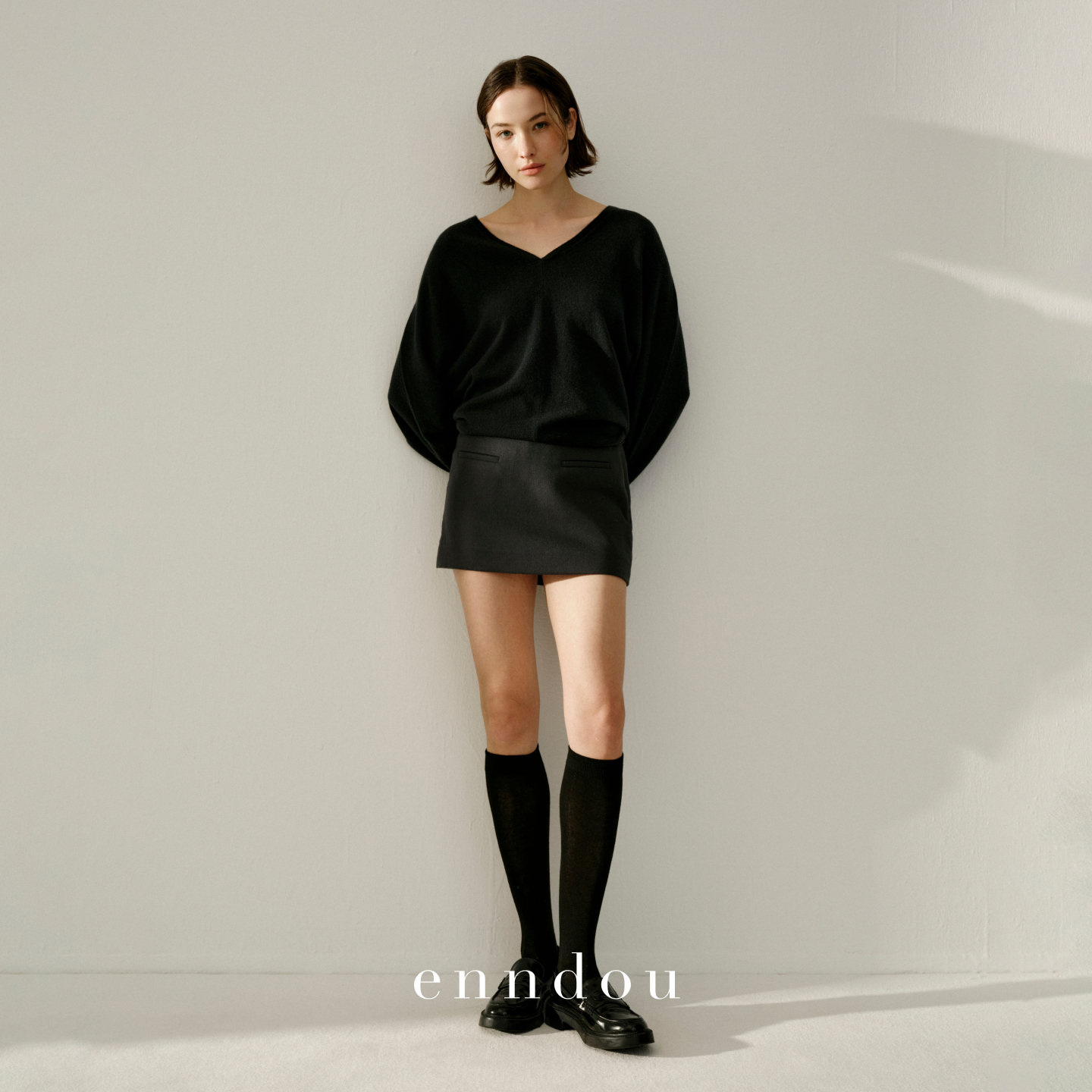 enndou2026春装新款100%纯山羊绒V领蝙蝠套头衫原创休闲羊绒上衣