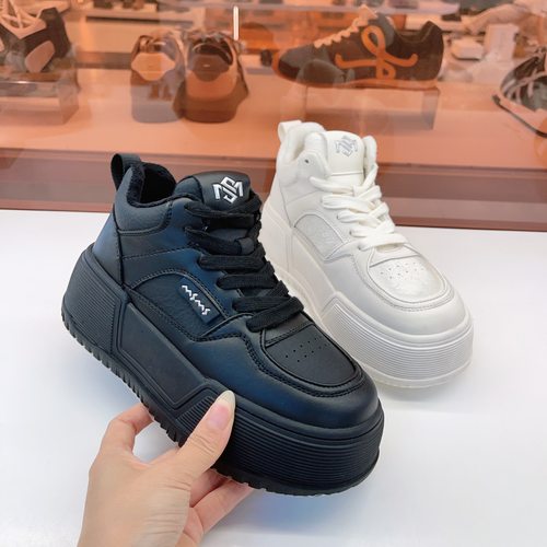 9025-8玛莎玛索2025冬新款牛皮毛绒里高帮鞋休闲板鞋厚底增高棉鞋