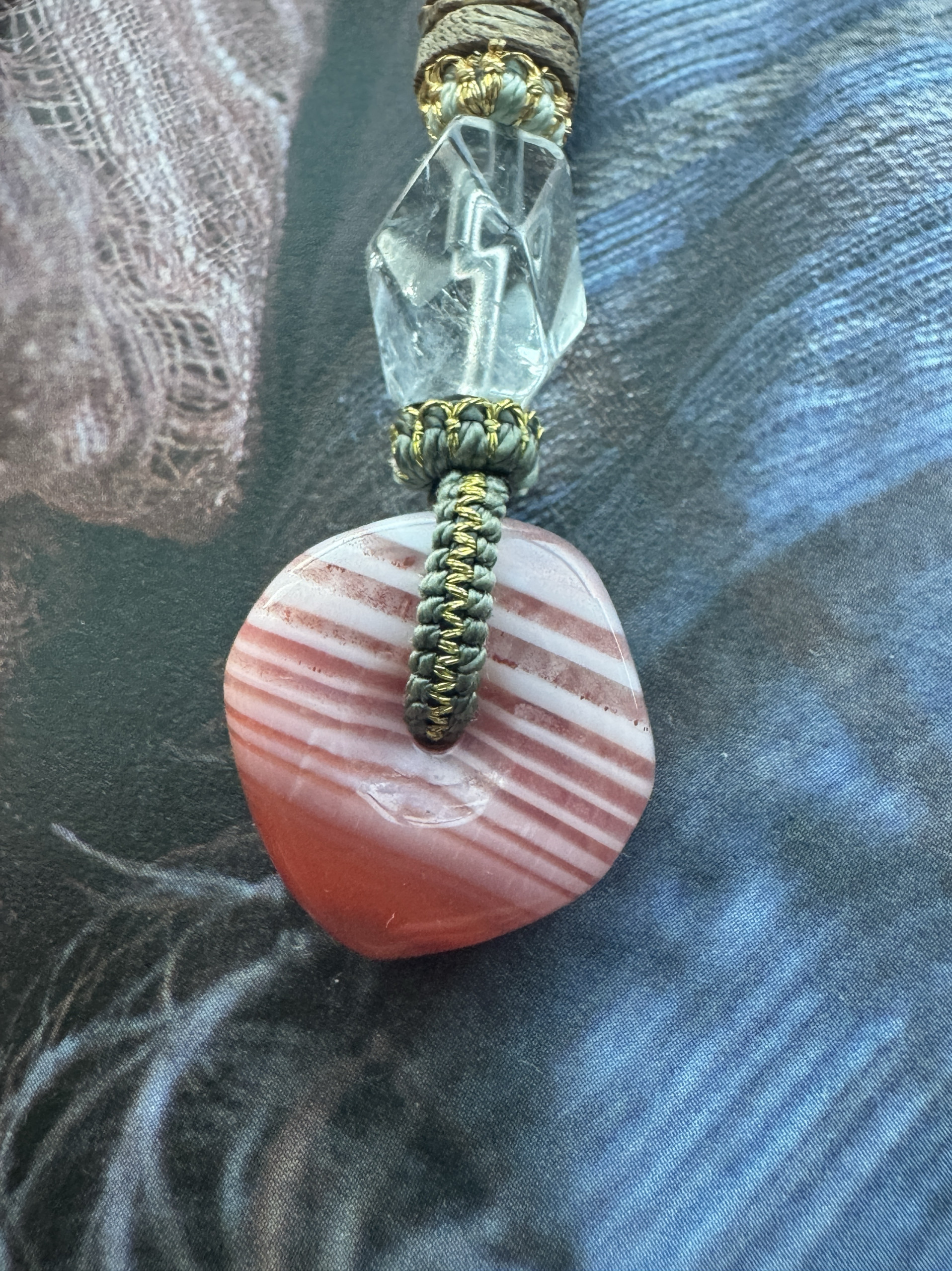 南红千层纹平安扣圆珠项链