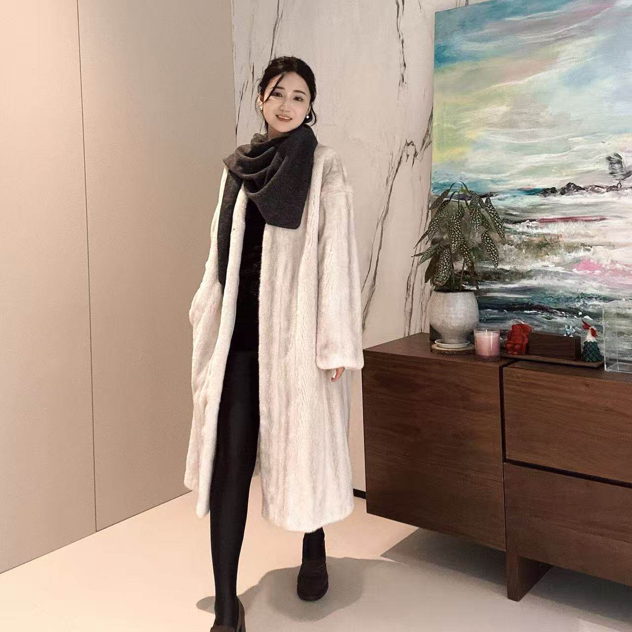 CIWEN FUR经典风v领全皮草