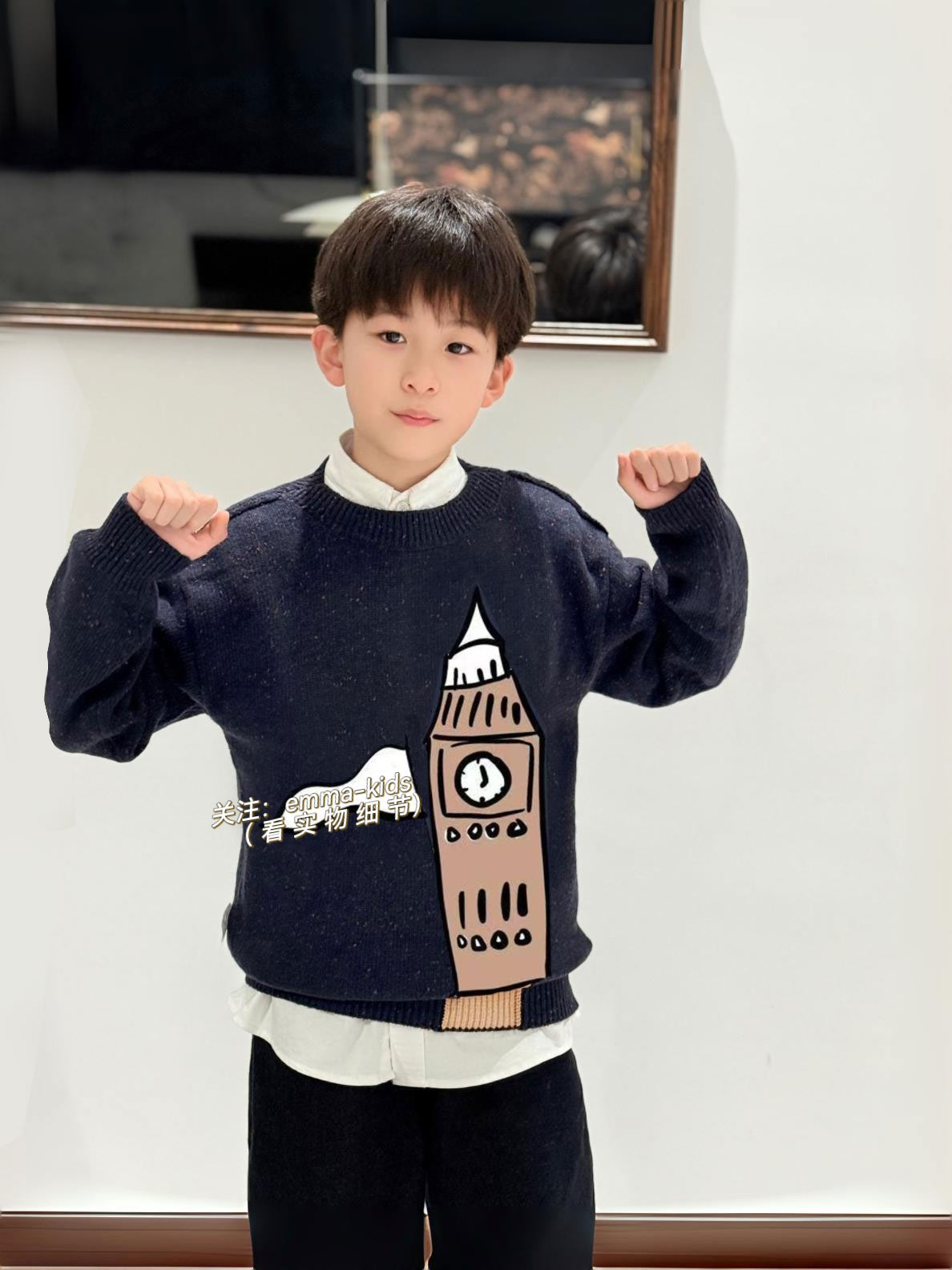 2025秋冬新款男童藏蓝色钟楼旗帜羊毛混纺圆领毛衣儿童套头针织衫