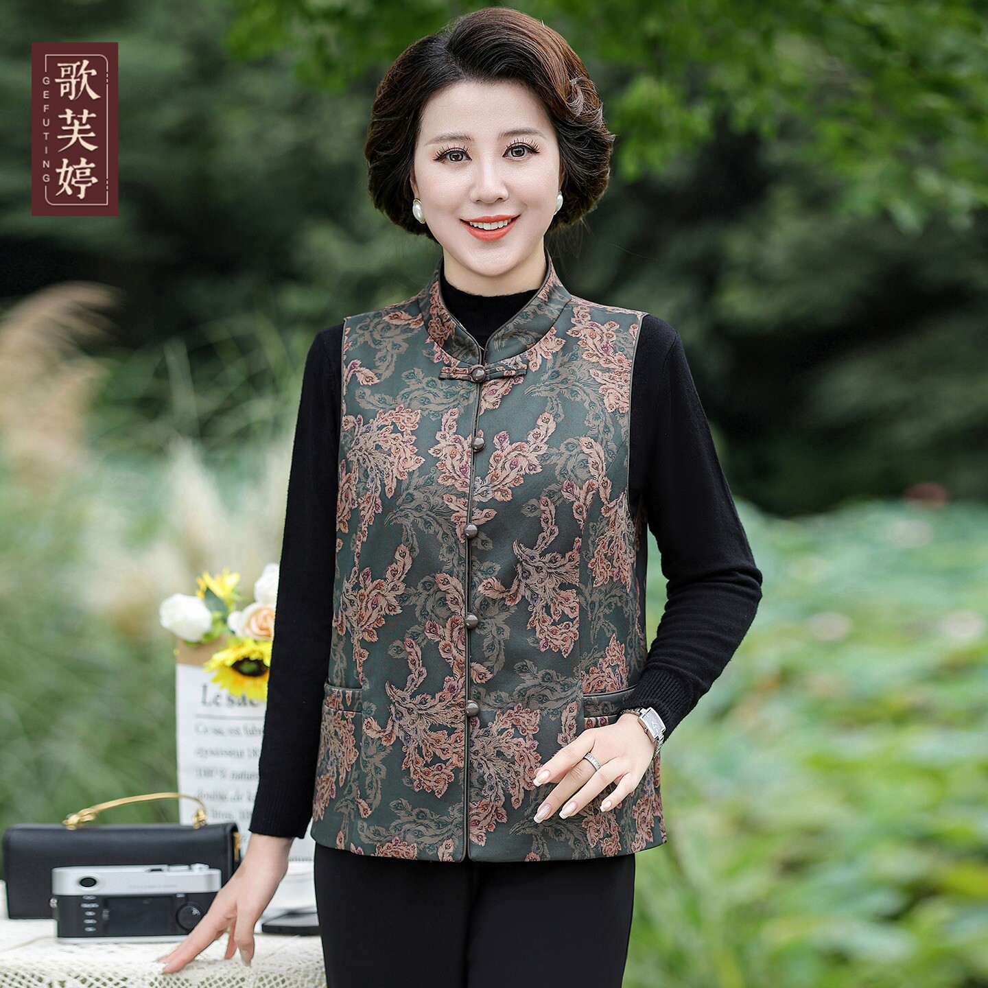 妈妈洋气马甲2026春秋新款新中式坎肩中老年女装5060岁马夹上衣图片