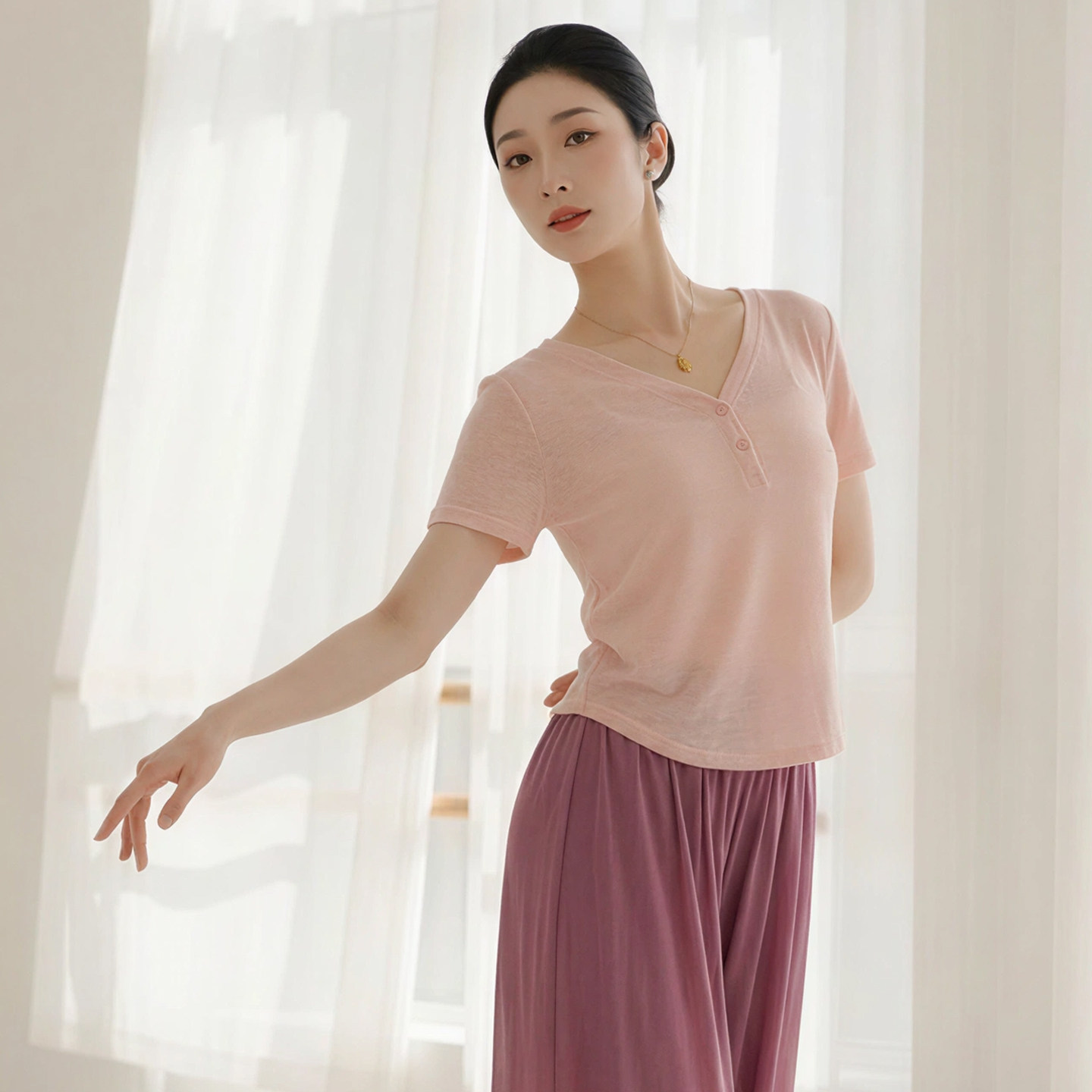舞蹈服女夏季短袖宽松新款上衣图片