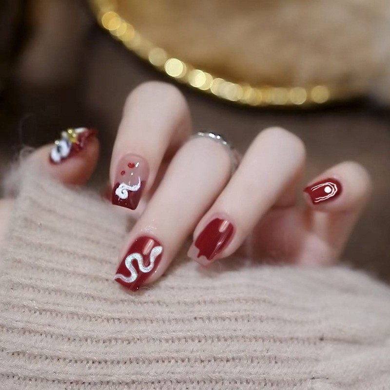 2026年新款儿童美甲穿戴甲感短款喜庆云蛇猫眼30片假指甲贴片,彩妆/香水/美妆工具,美甲工具,淘宝优惠券,粉丝福利购,淘宝优惠卷