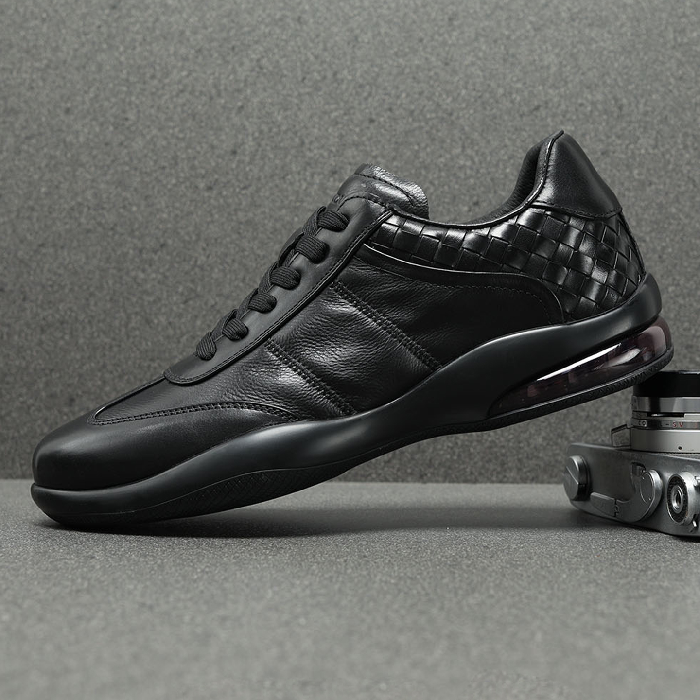 头层牛皮运动皮鞋男2025新款真皮