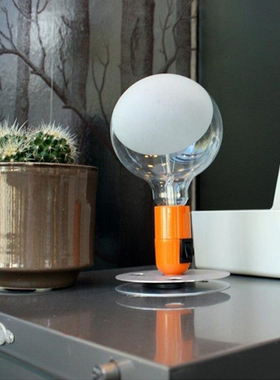 Flos 意大利进口 Lampadina 卧室书房简约精致艺术装饰LED台灯