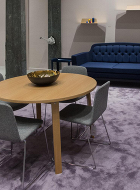 丹麦Normann Slice Table 客厅圆形办公桌写字台餐桌桌子2023样品