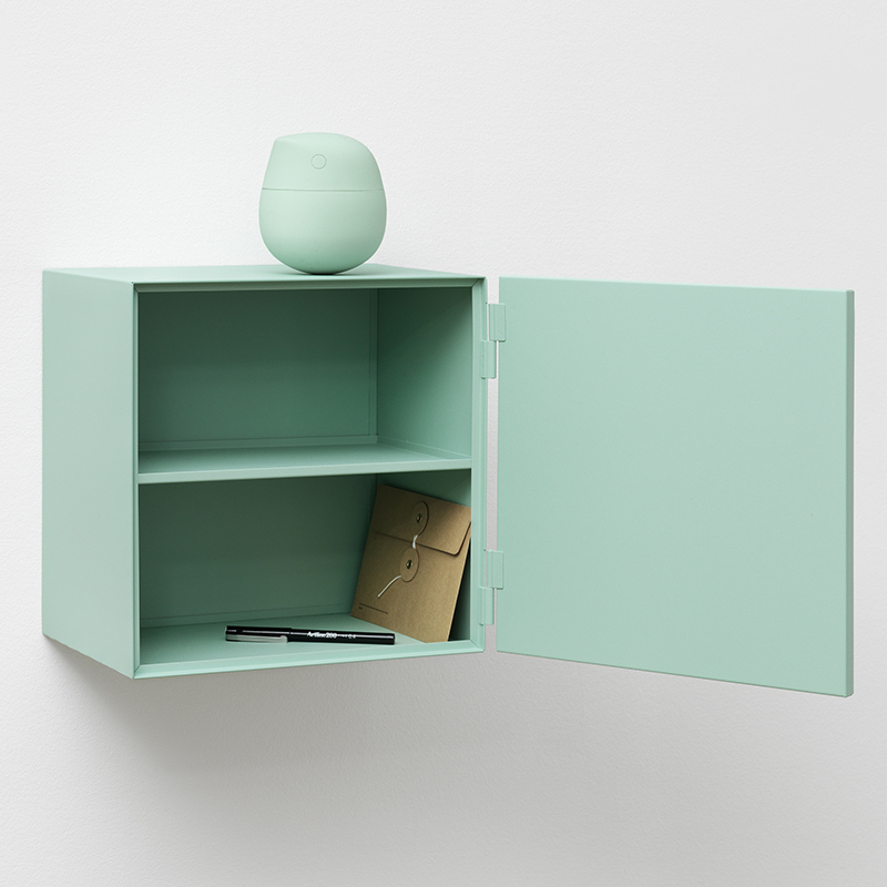 台湾需打孔壁挂收纳盒杂物