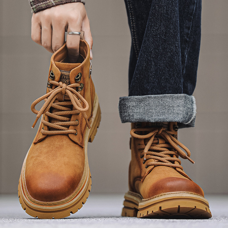 2025新款秋冬帅气个性马丁靴潮男时装韩版短靴英伦风复古简约单靴,流行男鞋,高帮鞋,淘宝优惠券,粉丝福利购,淘宝优惠卷