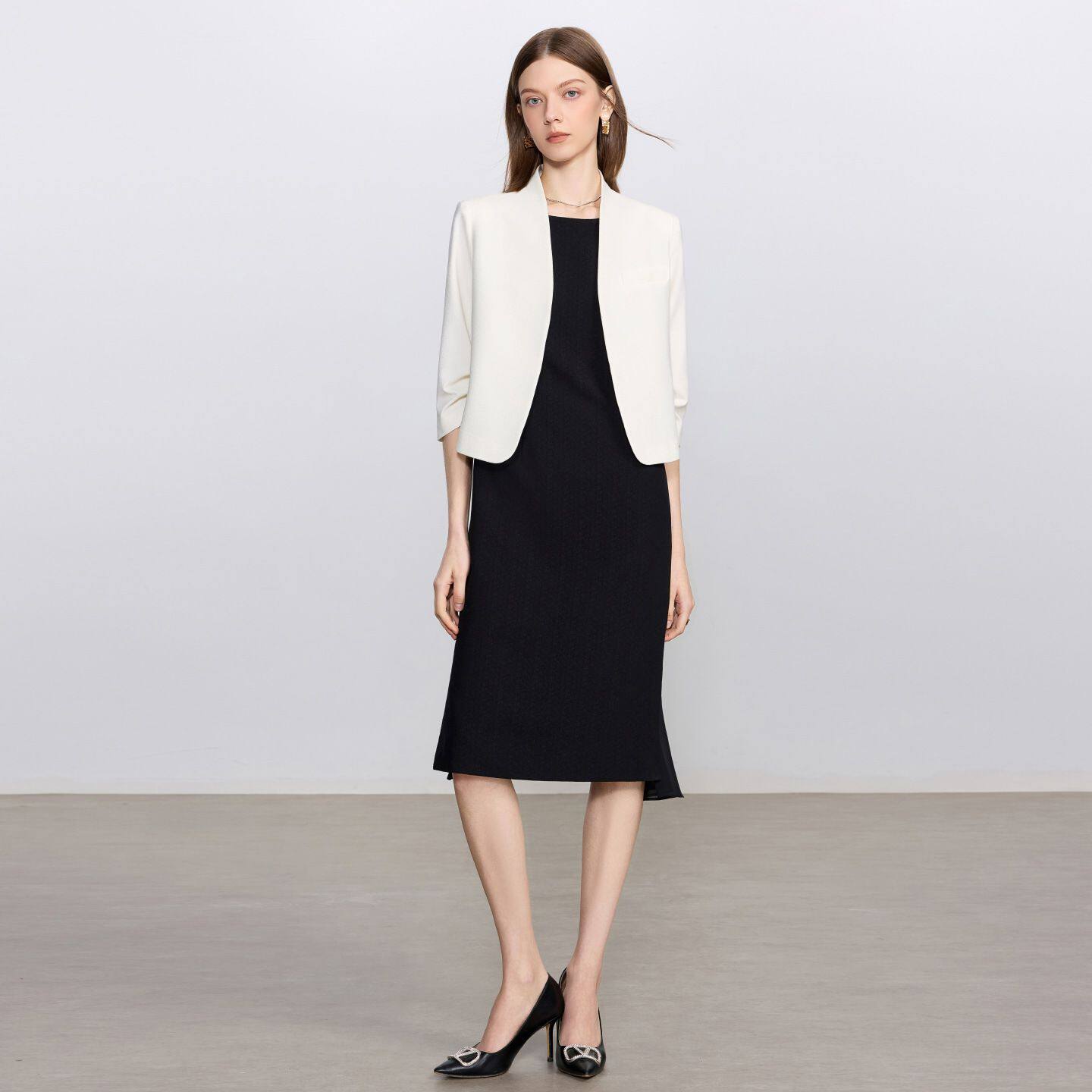 AD米白黑色高级感西装套装两件套女士职业装教师工装重要场合正装