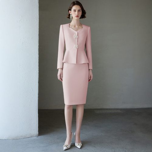 AD年会粉色小香风套装高级感礼服
