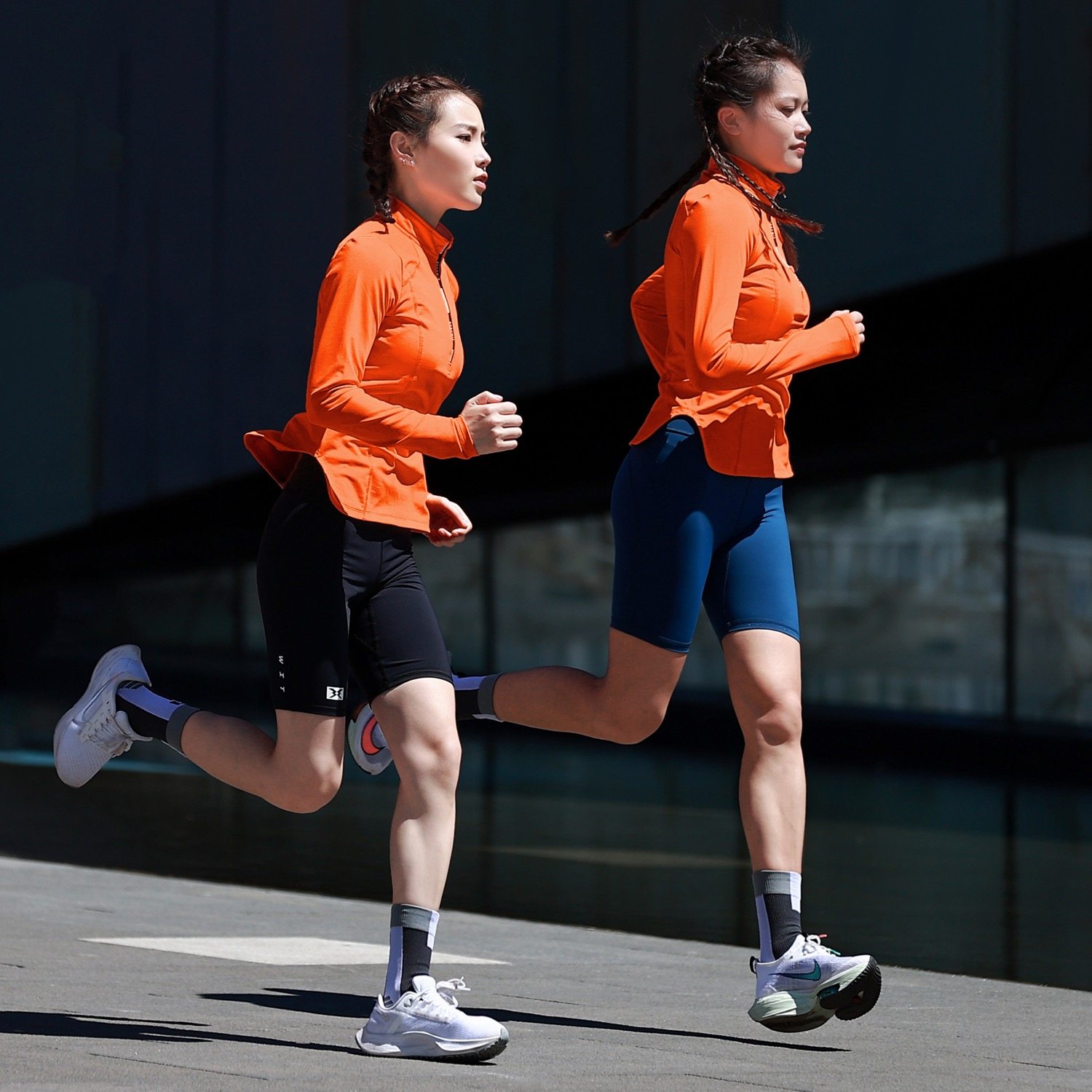 BODYWIT身体智慧赤乌女跑步速干保温透气亲肤运动立领长袖T恤