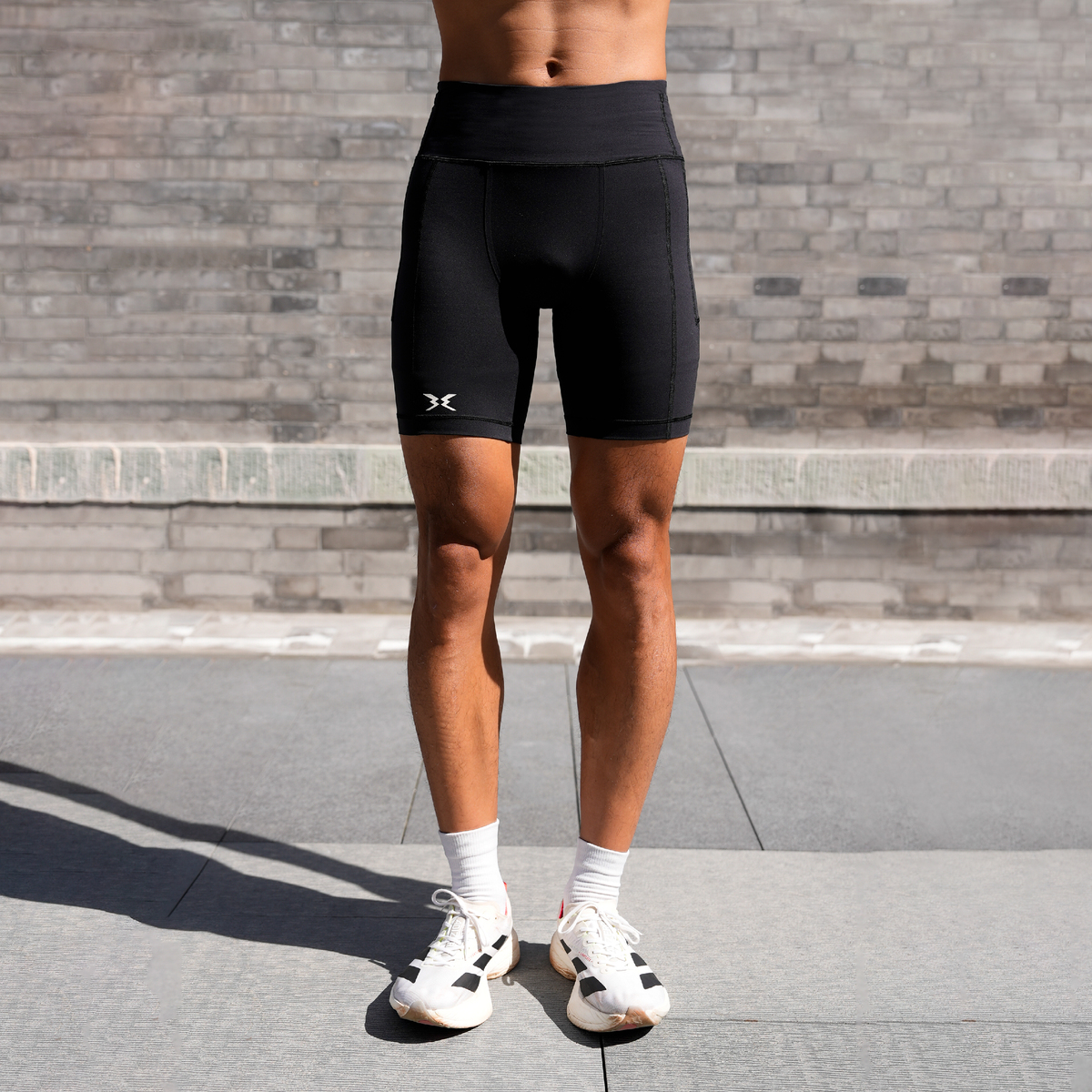 BODYWIT身体智慧疾塑Ultra男士中度压缩四分弹透气防磨运动短裤