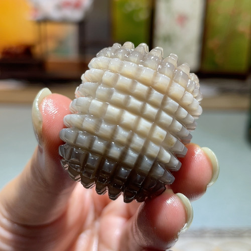 3.3厚白水钻背刺球