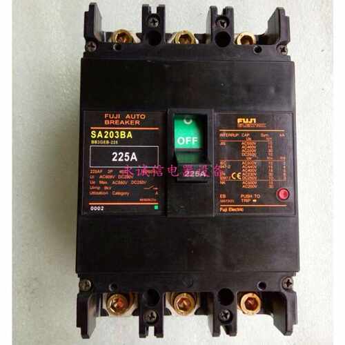议价正品FUJI塑壳断路器SA203B 3P 200A，质保一年