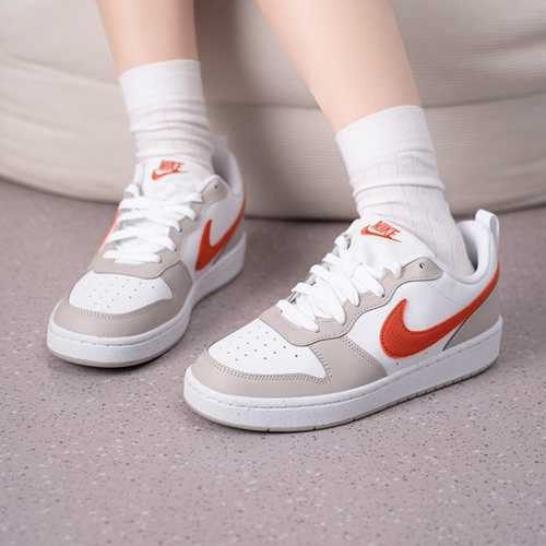 Nike耐克女子低帮系带板鞋