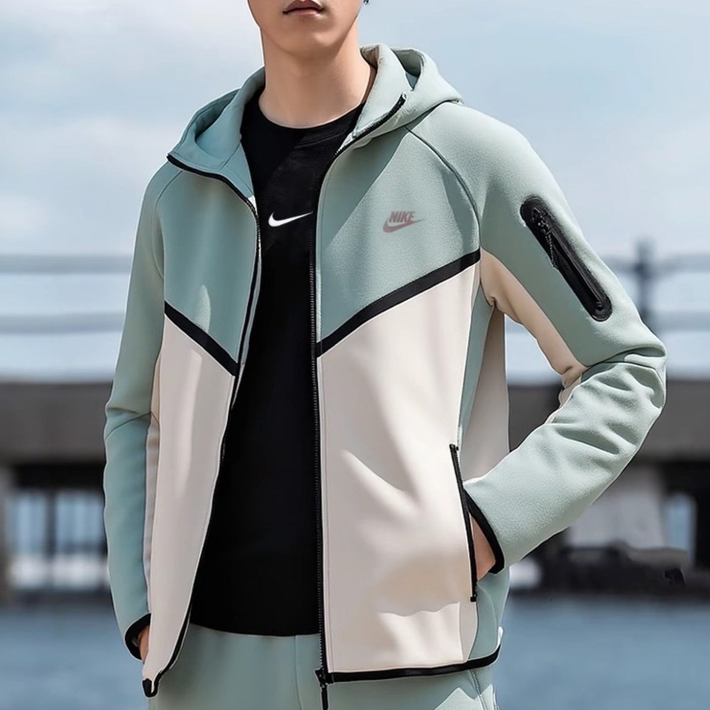 Nike耐克TechWindrunner男款防风透气拼接立领连帽夹克HV0950-020