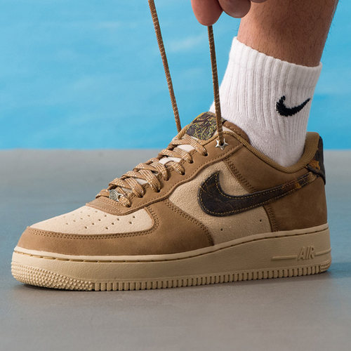 Nike/耐克Air Force 1男子空军一号低帮防滑运动休闲鞋IO9803-200