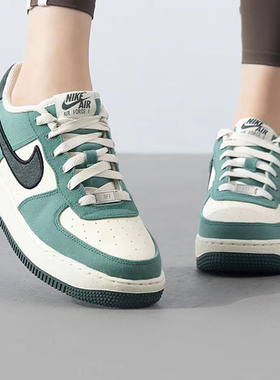 Nike/耐克Air Force 1空军一号运动鞋大童GS款休闲板鞋HM3721-111