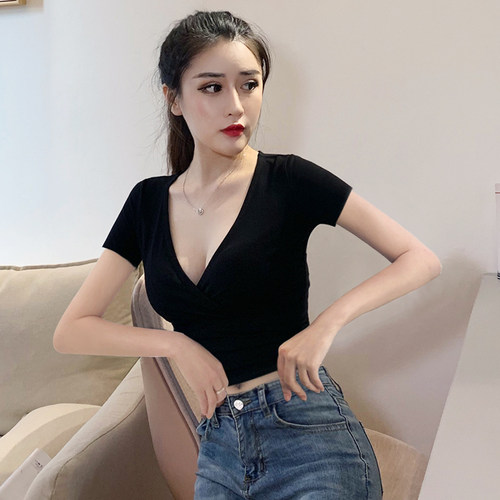 高腰深v领漏肚脐紧身低胸蹦迪t恤