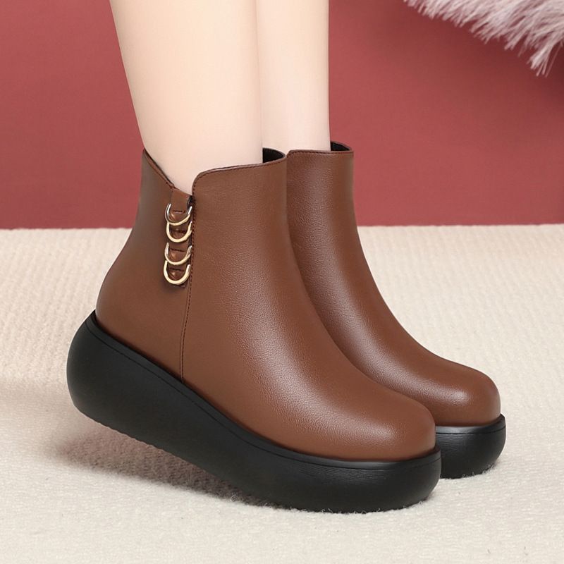 简约高级烟筒靴女2025秋冬新款厚底短靴切尔西靴英伦马丁靴子