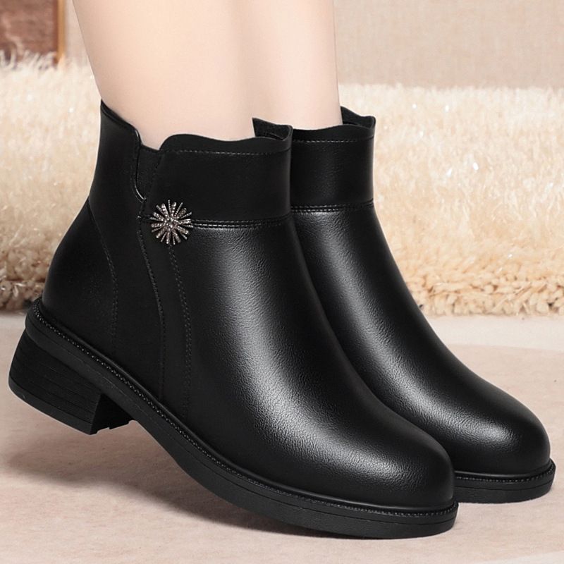 简约高级妈妈鞋冬季中老年棉鞋百搭短靴老人女鞋保暖皮鞋冬鞋