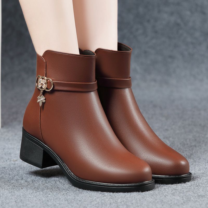 妈妈鞋秋冬季短靴中老年软皮棉鞋软底皮鞋短筒粗跟女靴子