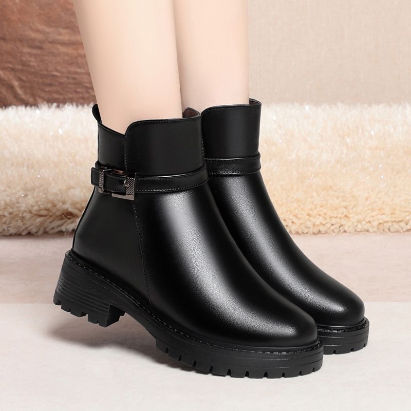 牛皮冬季妈妈棉鞋短靴中跟软皮棉皮鞋女冬保暖中老年羊毛靴子