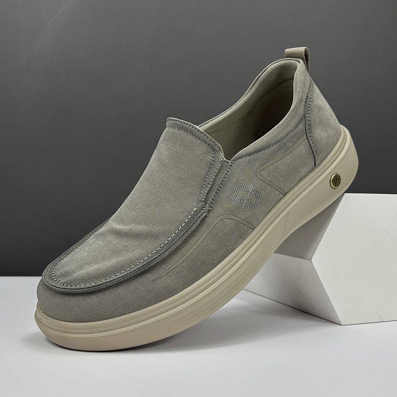 2026春夏男鞋老北京布鞋防滑轻便软底帆布鞋透气懒人一脚蹬乐福鞋