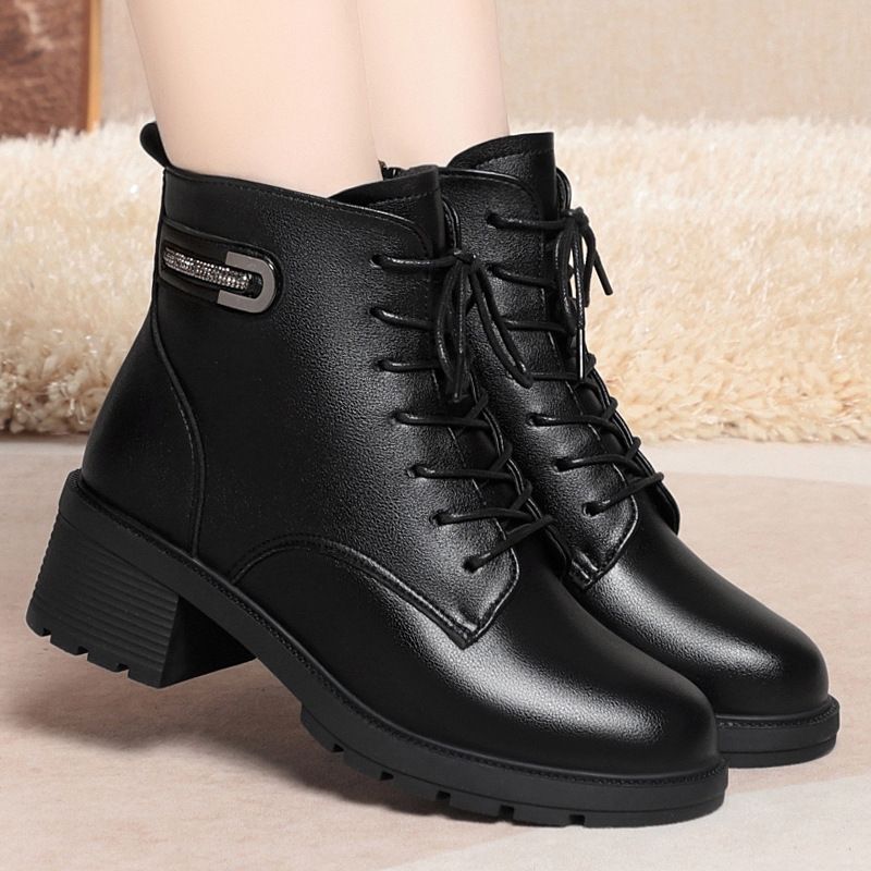 简约高级厚底马丁靴女款2025秋冬季新款短靴英伦风靴子百搭女鞋