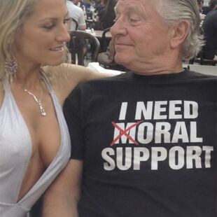 I NEED MORAL SUPPORT趣味英文短袖T恤夏季纯棉半袖潮小众男女