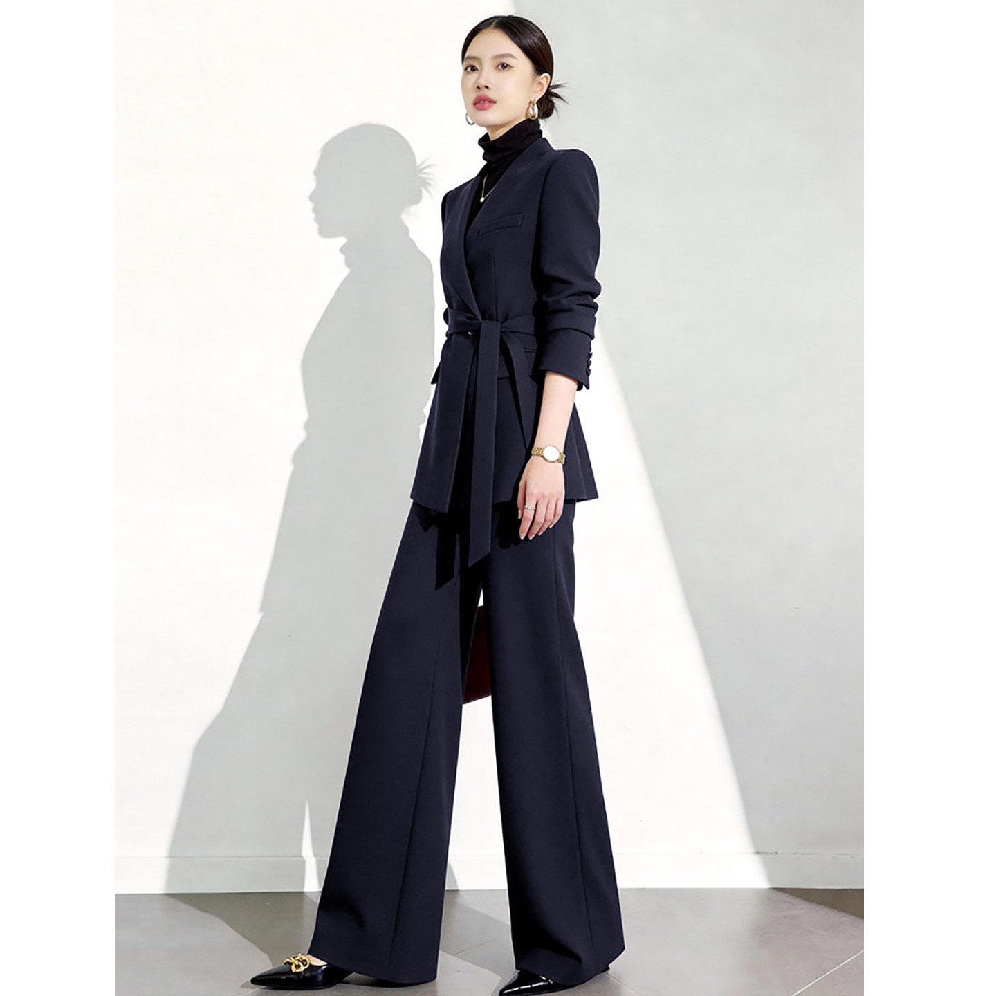 通勤西装套装裙女2026新款春秋高级感职业正装阔腿裤休闲西服外套