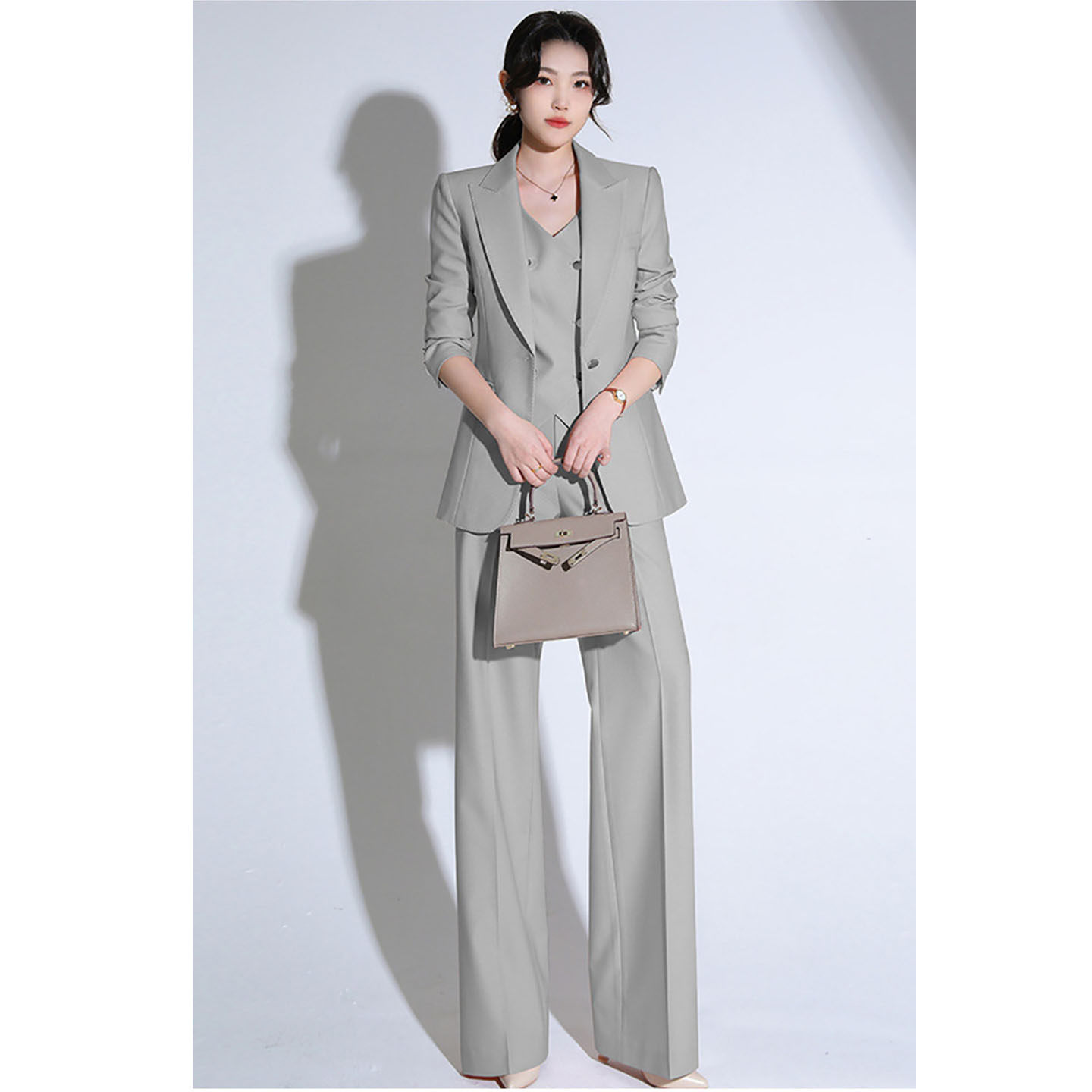灰色西装套装女高端定制设计感小众高级感职业正装阔腿裤休闲外套